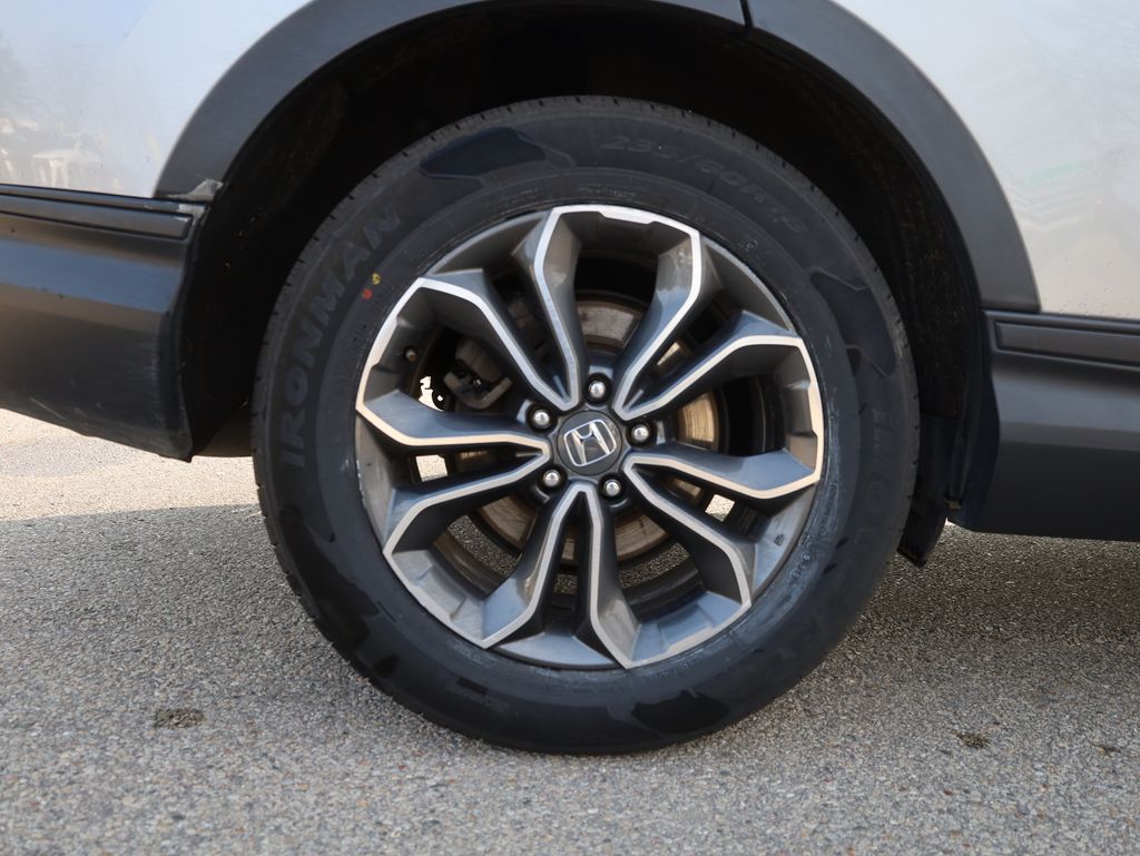 Vehicle image 10 of 41