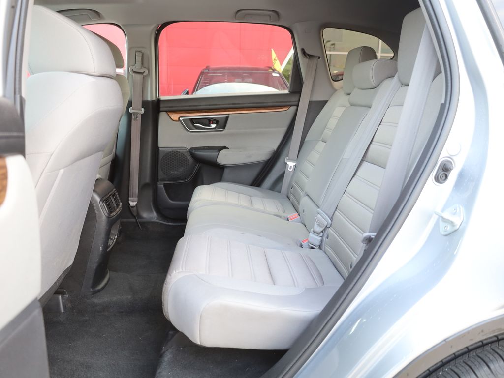 Vehicle image 21 of 41
