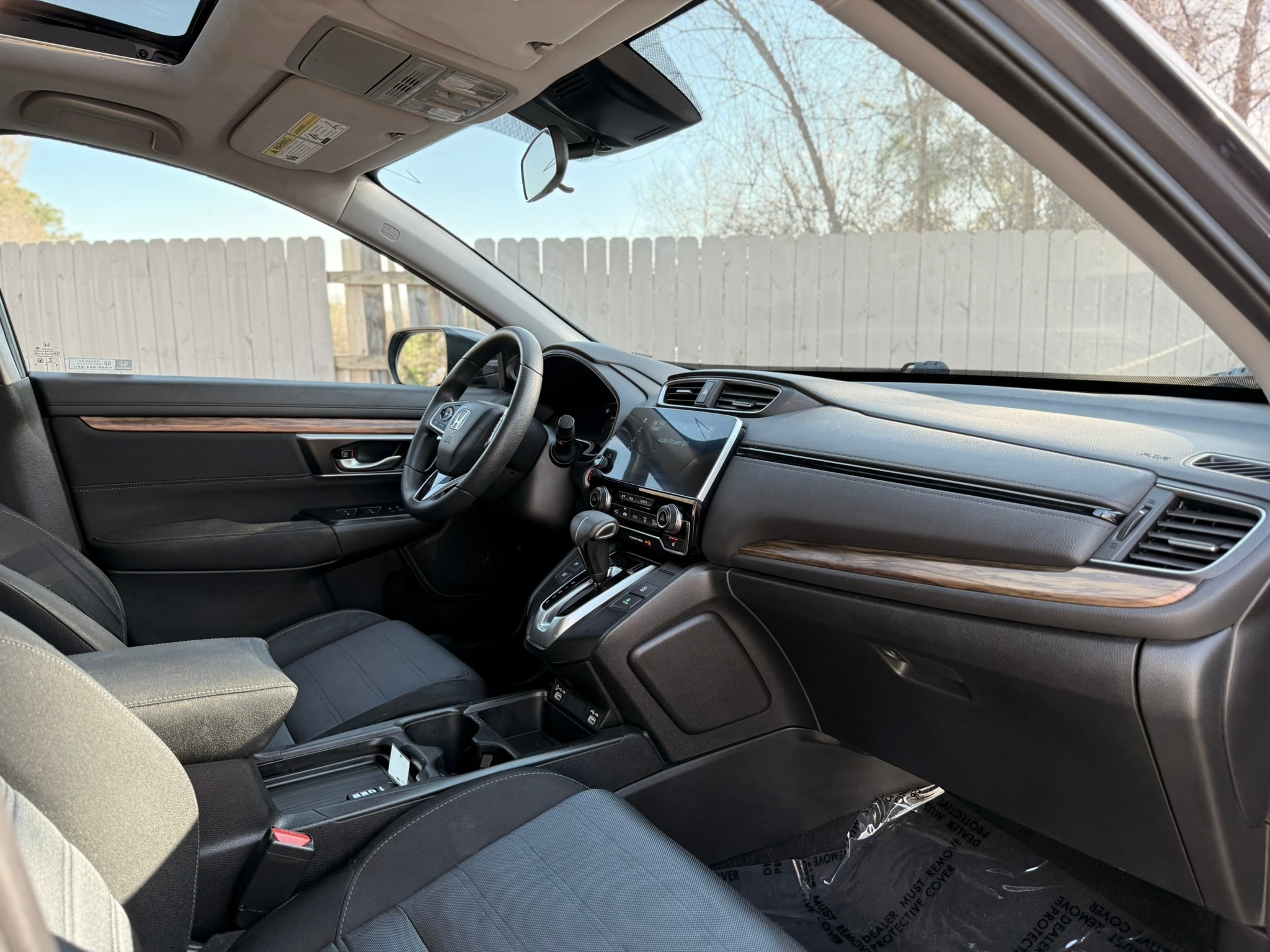 Vehicle image 32 of 55