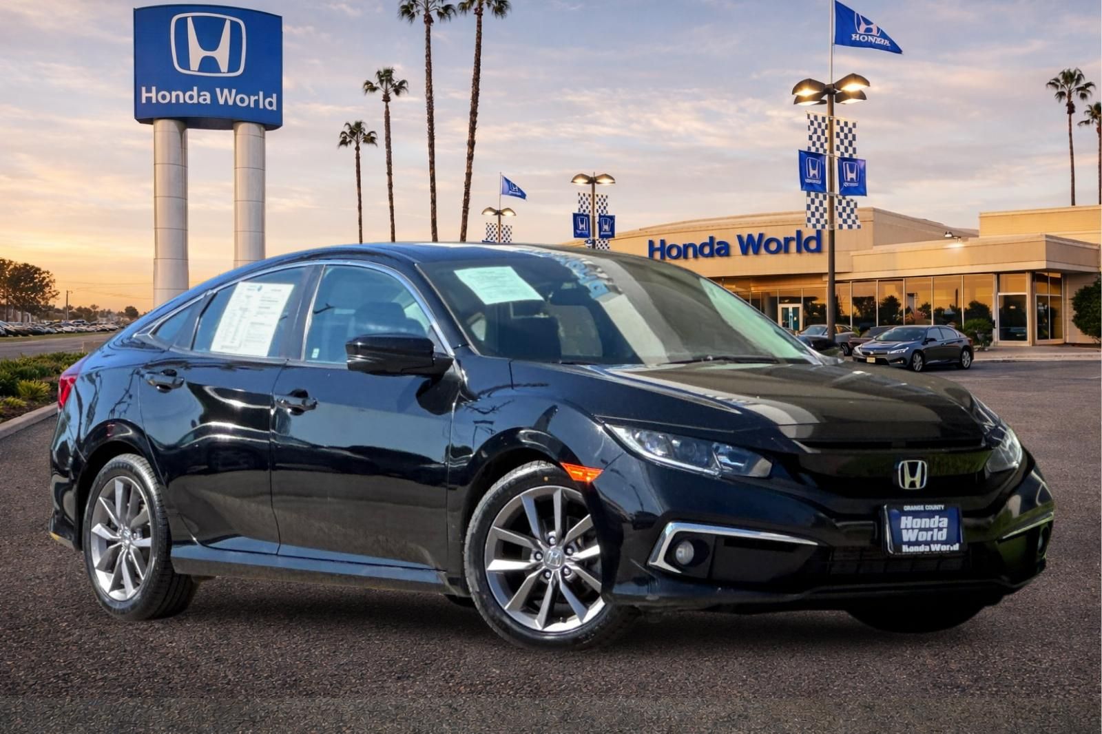 2021 Honda Civic EX Image 3 of 27