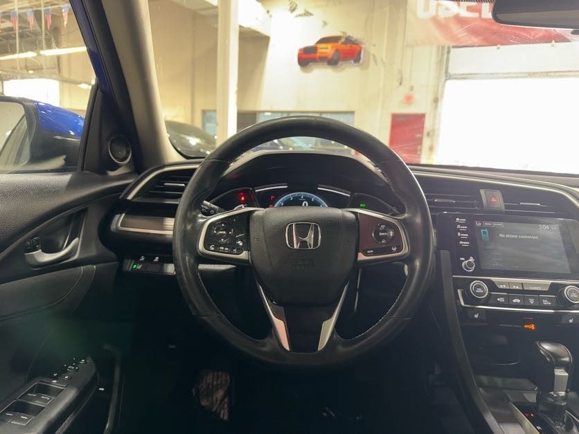 Vehicle image 29 of 40