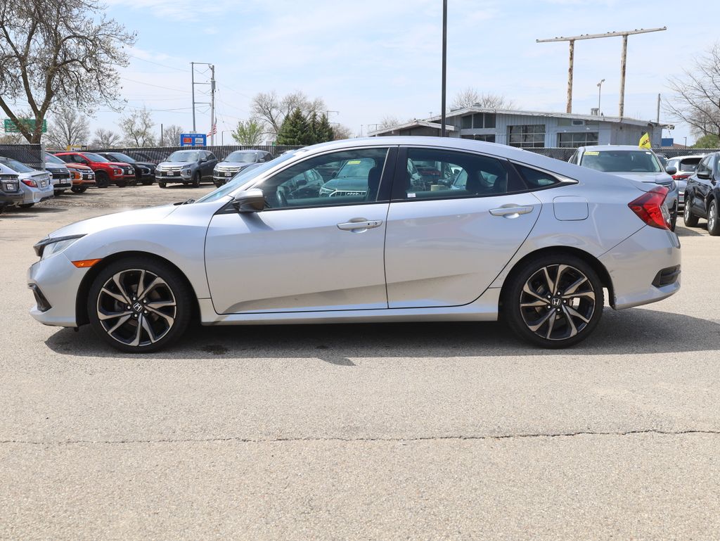 Vehicle image 9 of 38