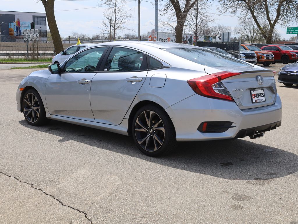 Vehicle image 8 of 38