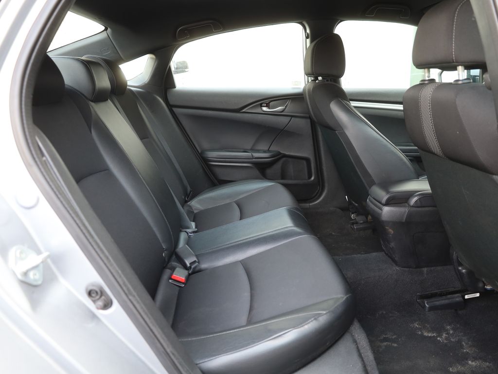 Vehicle image 12 of 38