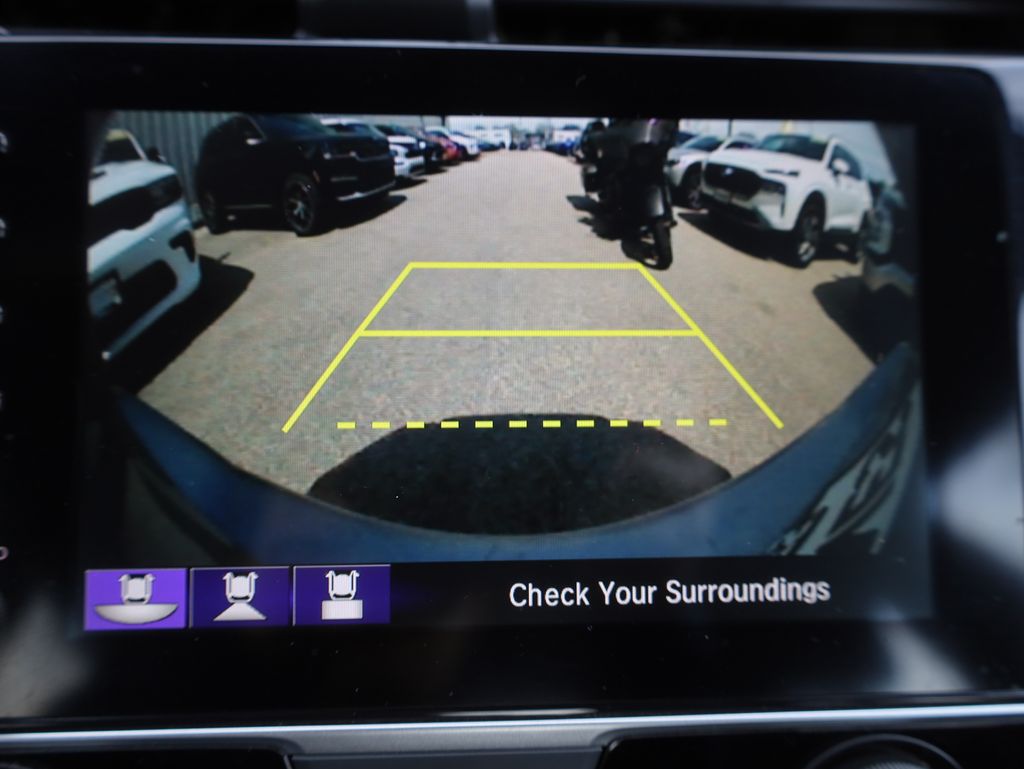 Vehicle image 29 of 38