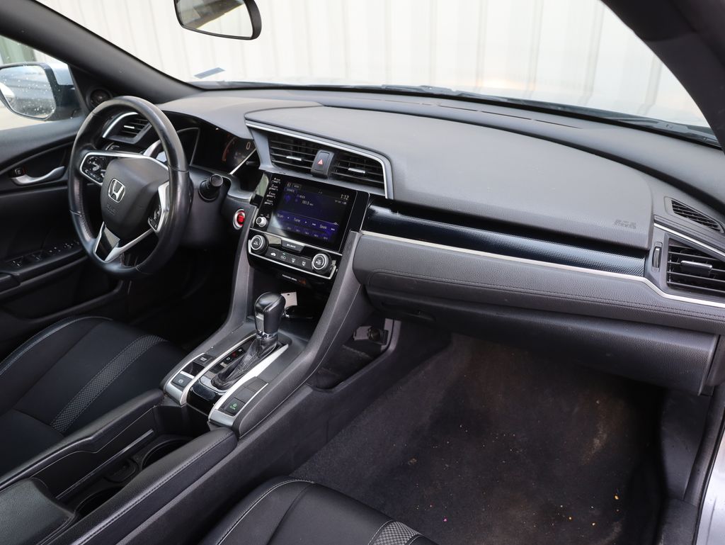 Vehicle image 11 of 38