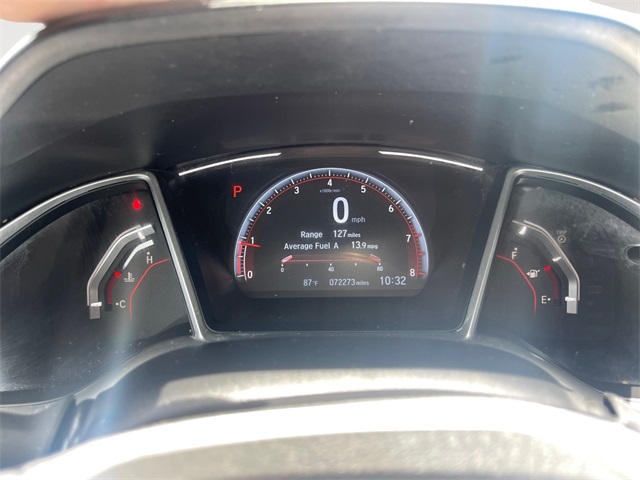 Vehicle image 22 of 43