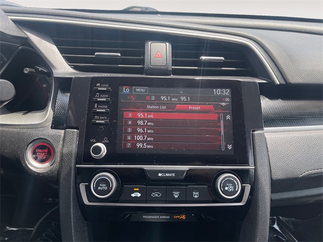 Vehicle image 19 of 43