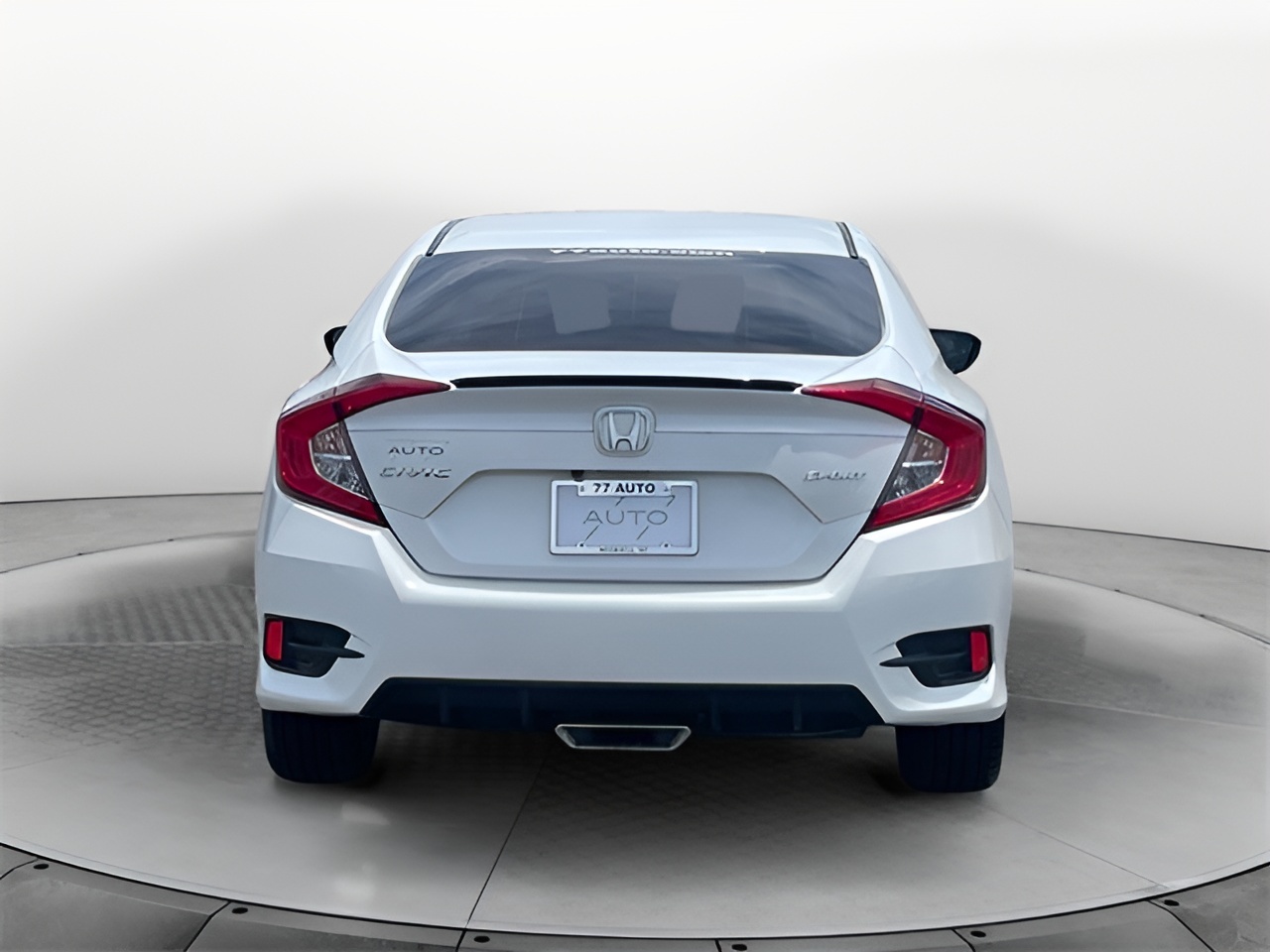 Vehicle image 41 of 43