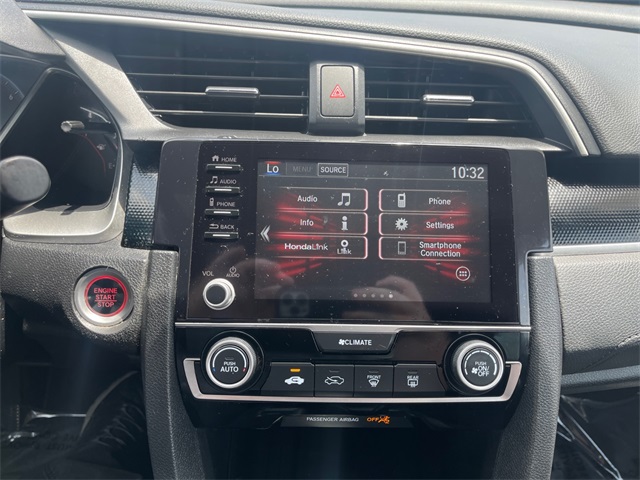Vehicle image 17 of 43