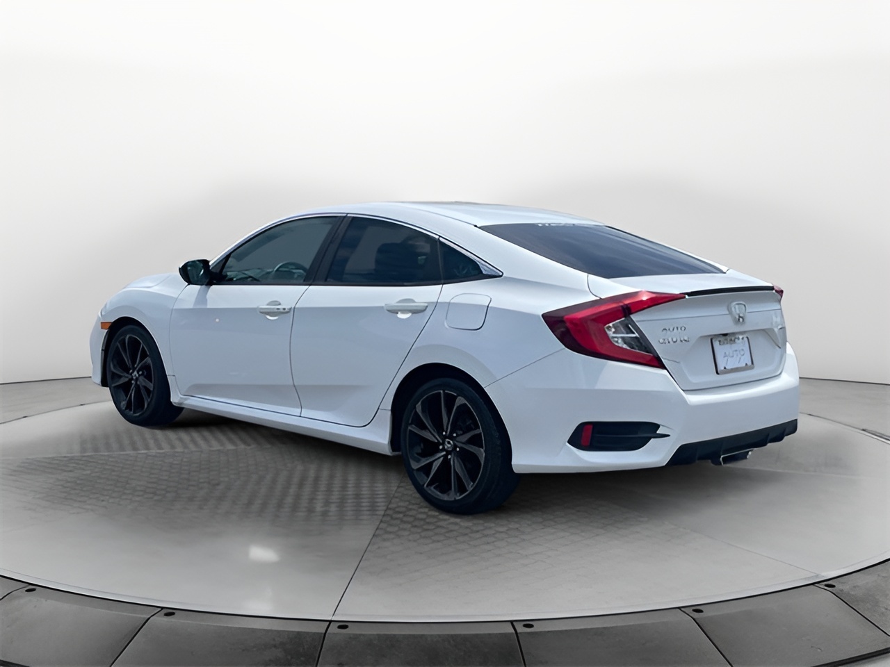 Vehicle image 42 of 43