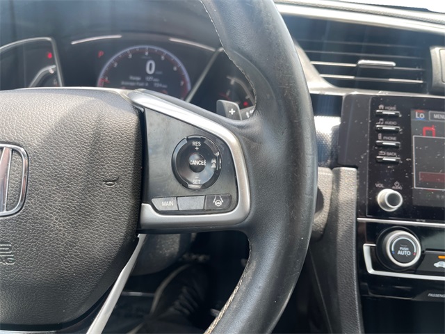 Vehicle image 20 of 43