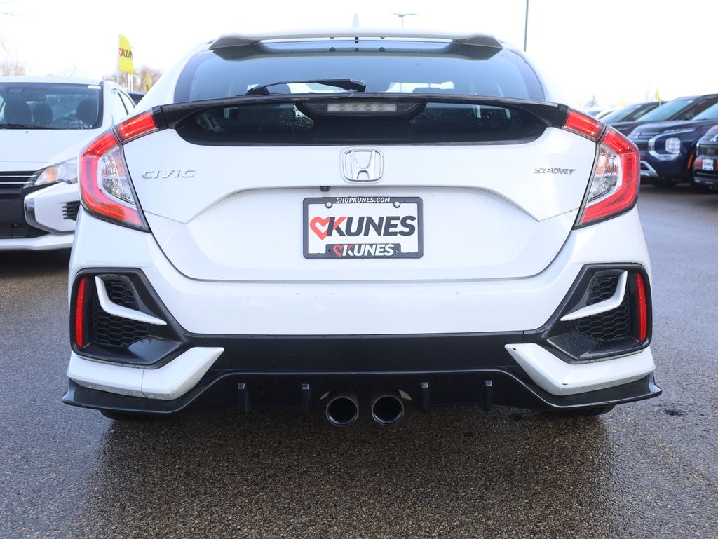 Vehicle image 8 of 46