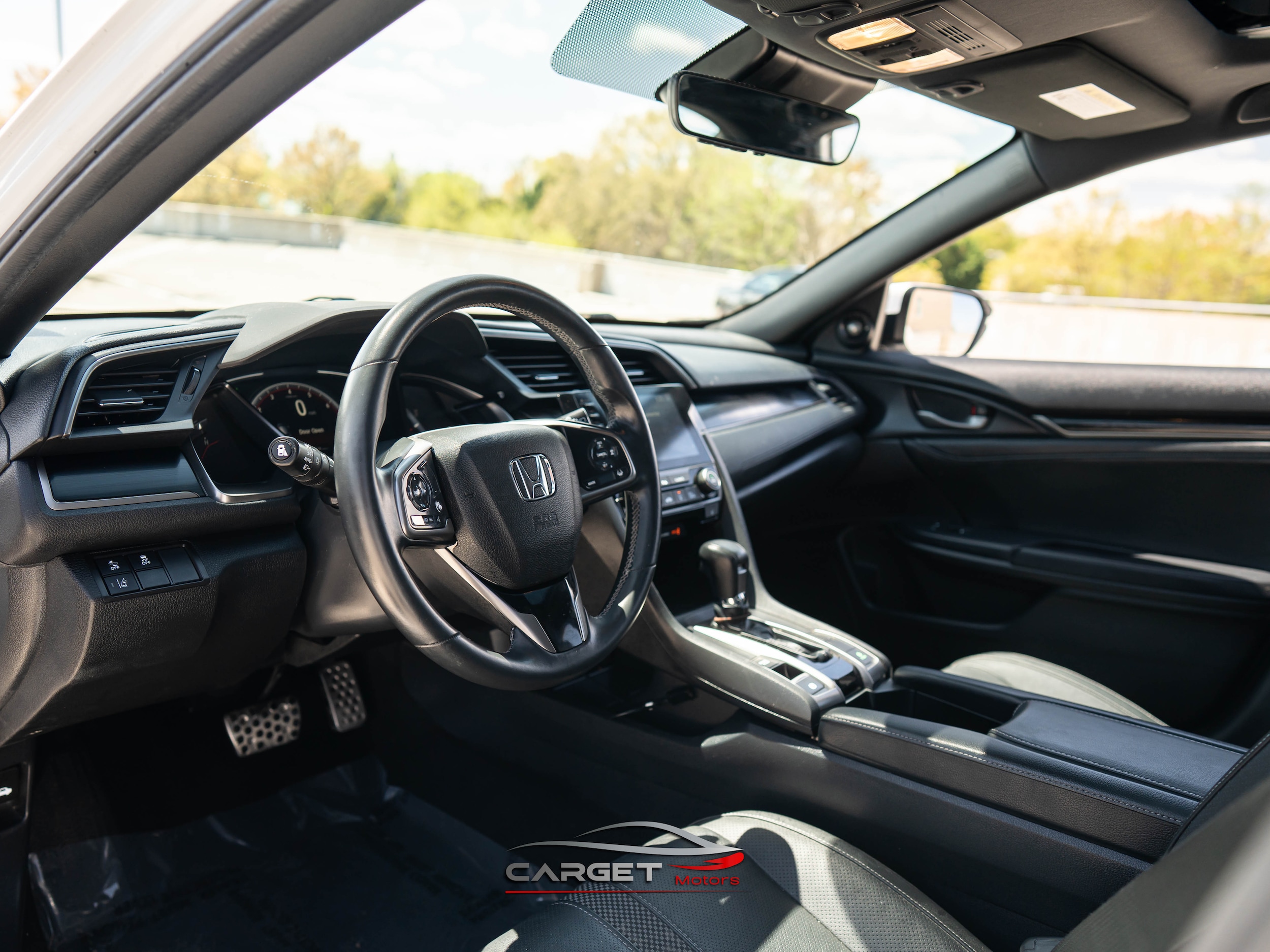 Vehicle image 13 of 48
