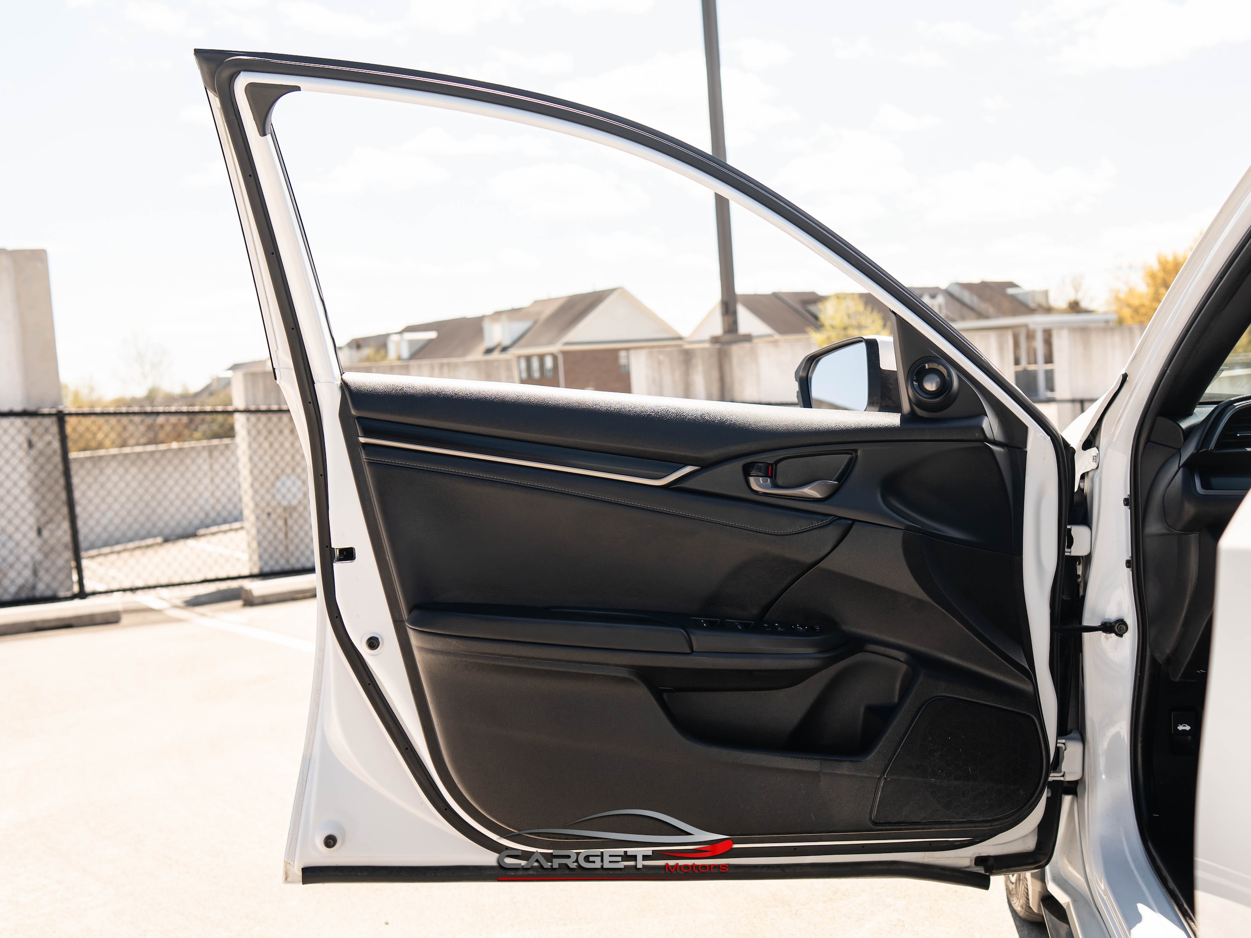 Vehicle image 38 of 48