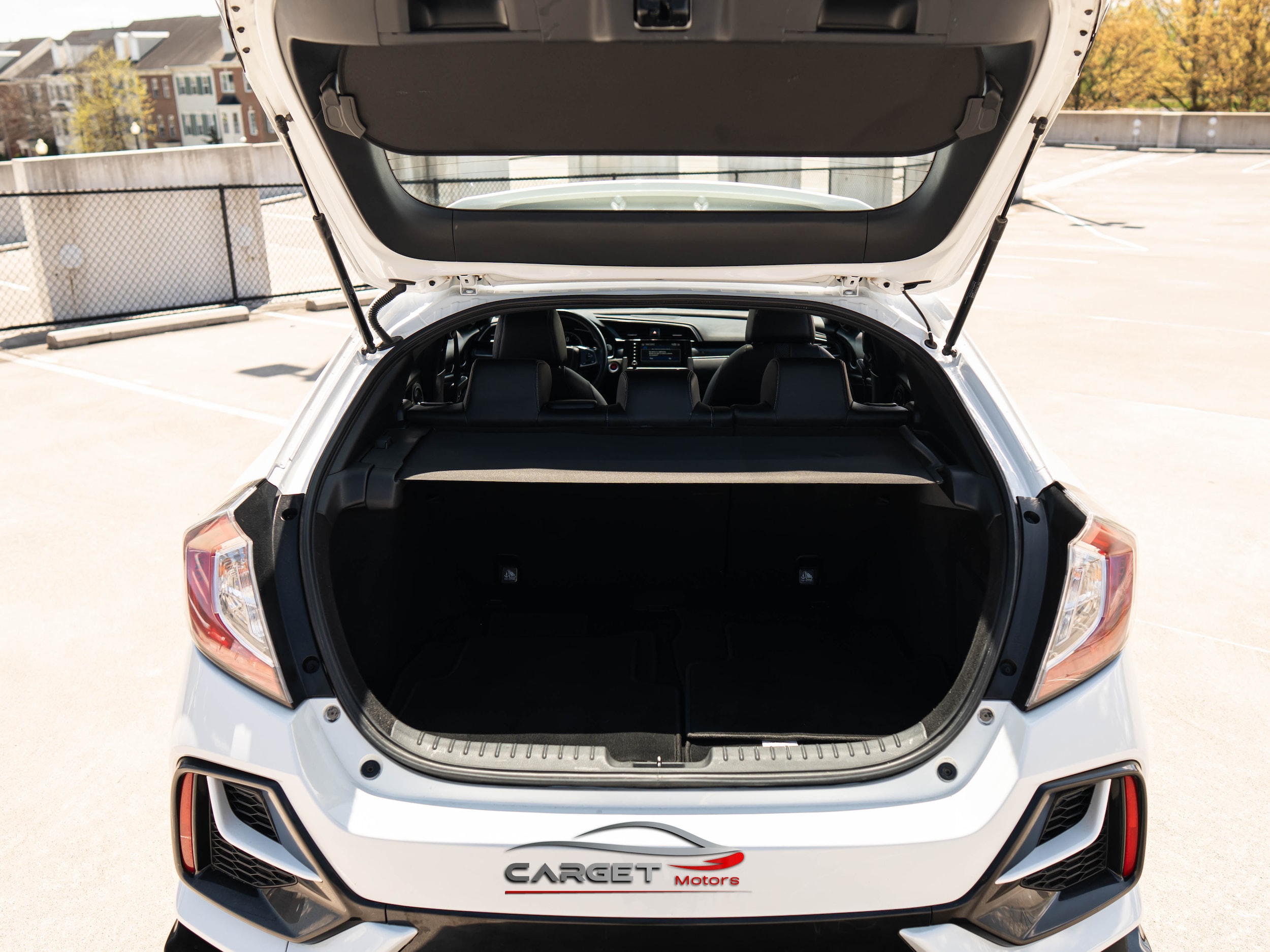 Vehicle image 44 of 48