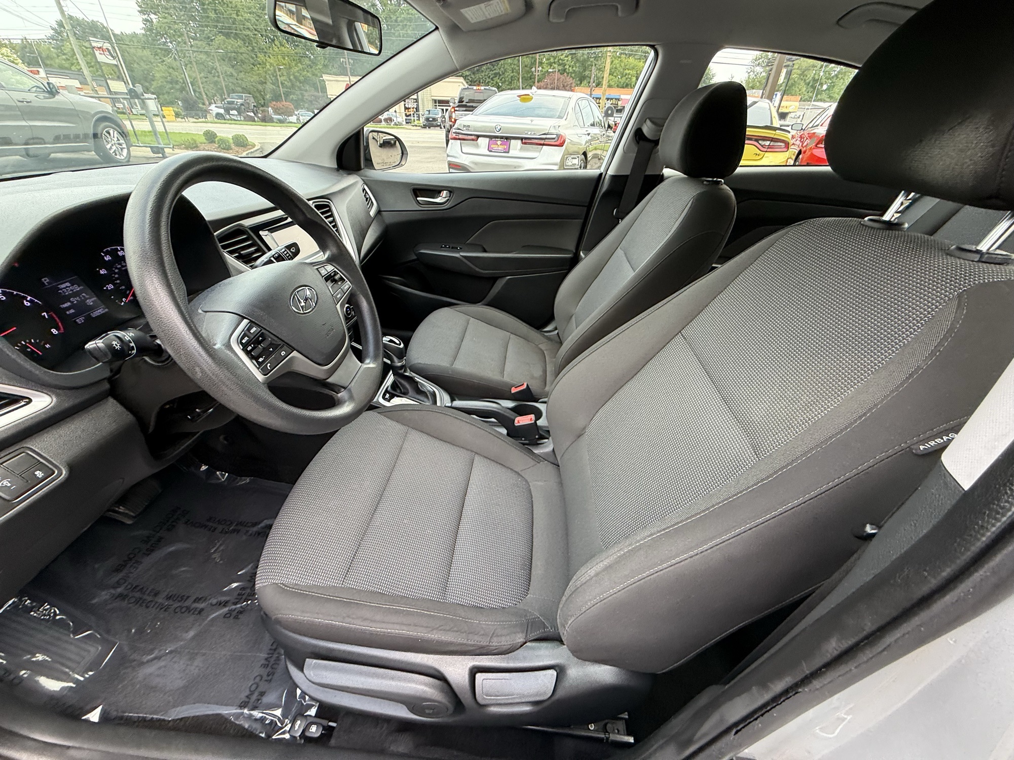 2021 Hyundai Accent SE Image 15 of 20