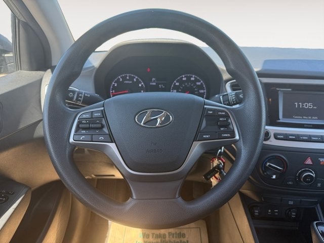 Vehicle image 23 of 31