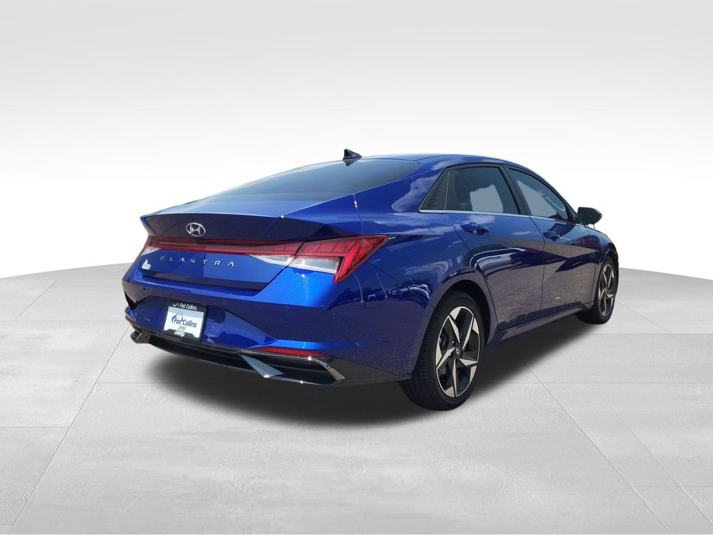 Vehicle image 4 of 30