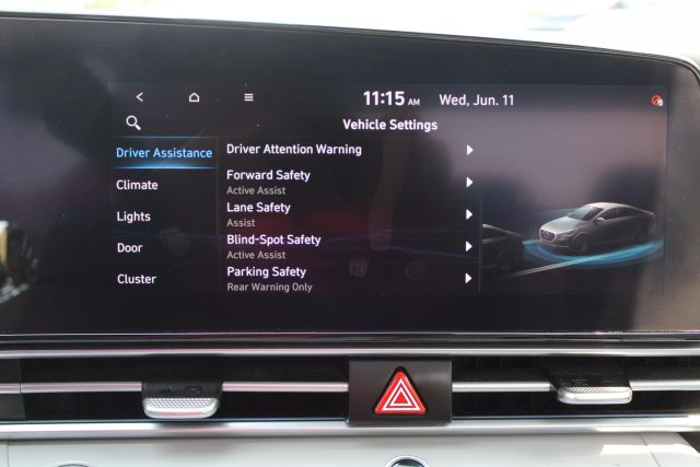 Vehicle image 20 of 39