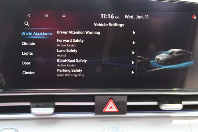 Vehicle image 24 of 39
