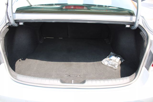 Vehicle image 9 of 39