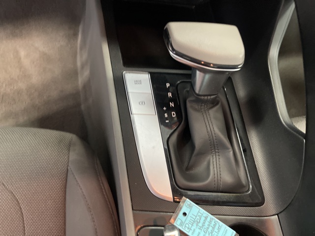 Vehicle image 34 of 39