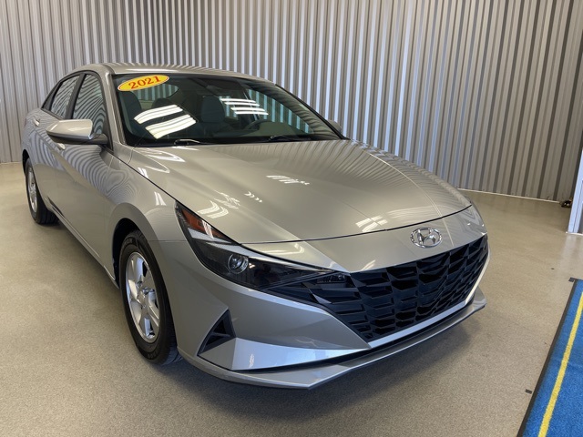 Vehicle image 5 of 39