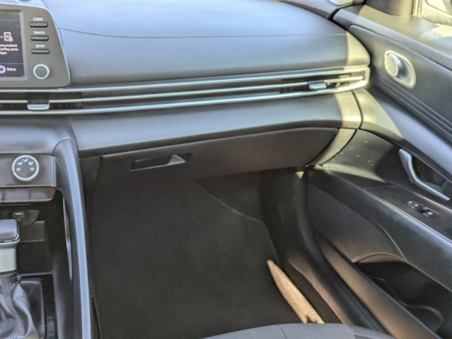 2021 Hyundai Elantra SE Image 28 of 31