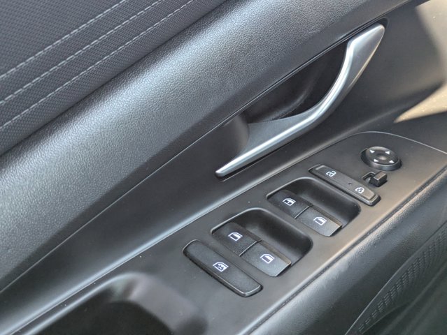 2021 Hyundai Elantra SE Image 30 of 31