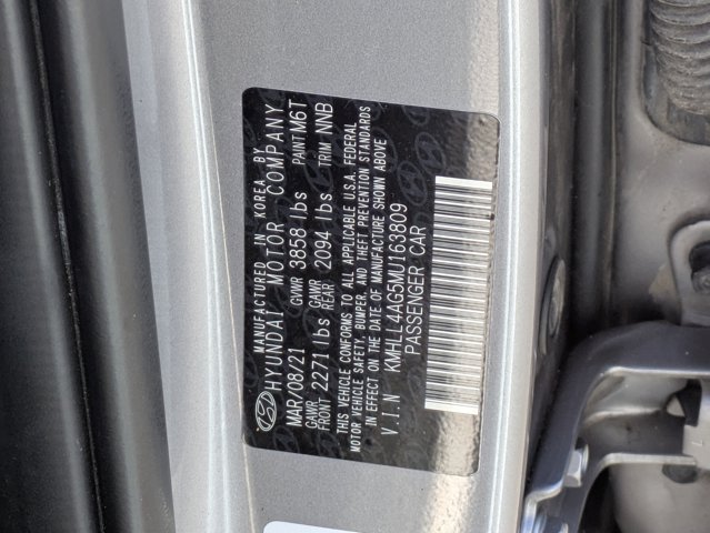 2021 Hyundai Elantra SE Image 25 of 31