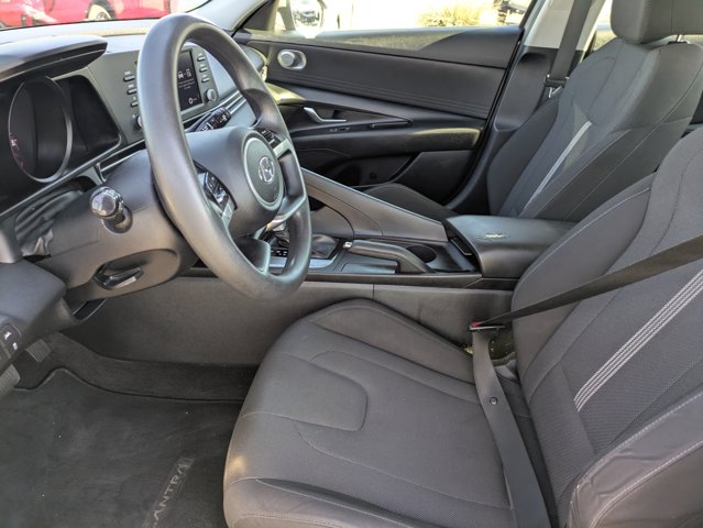 2021 Hyundai Elantra SE Image 29 of 31