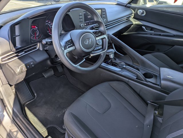 2021 Hyundai Elantra SE Image 18 of 31