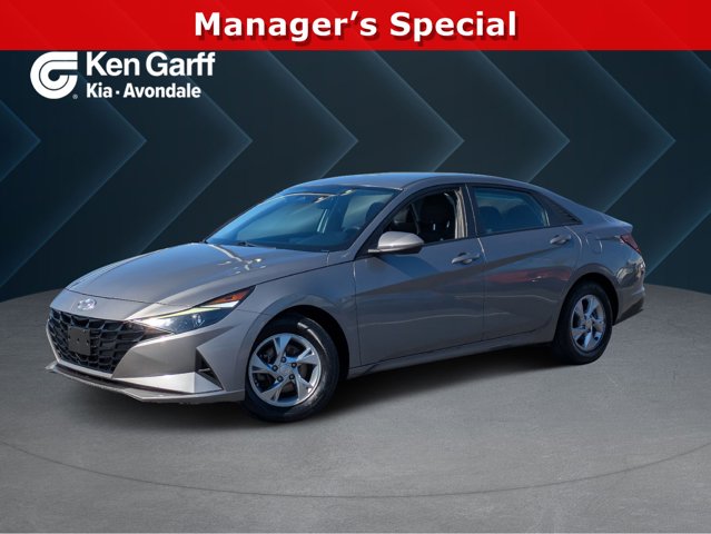 2021 Hyundai Elantra SE Image 1 of 31