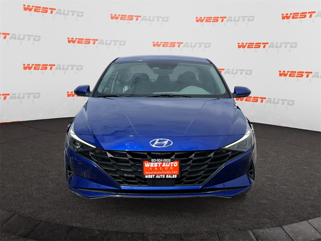 Vehicle image 2 of 37