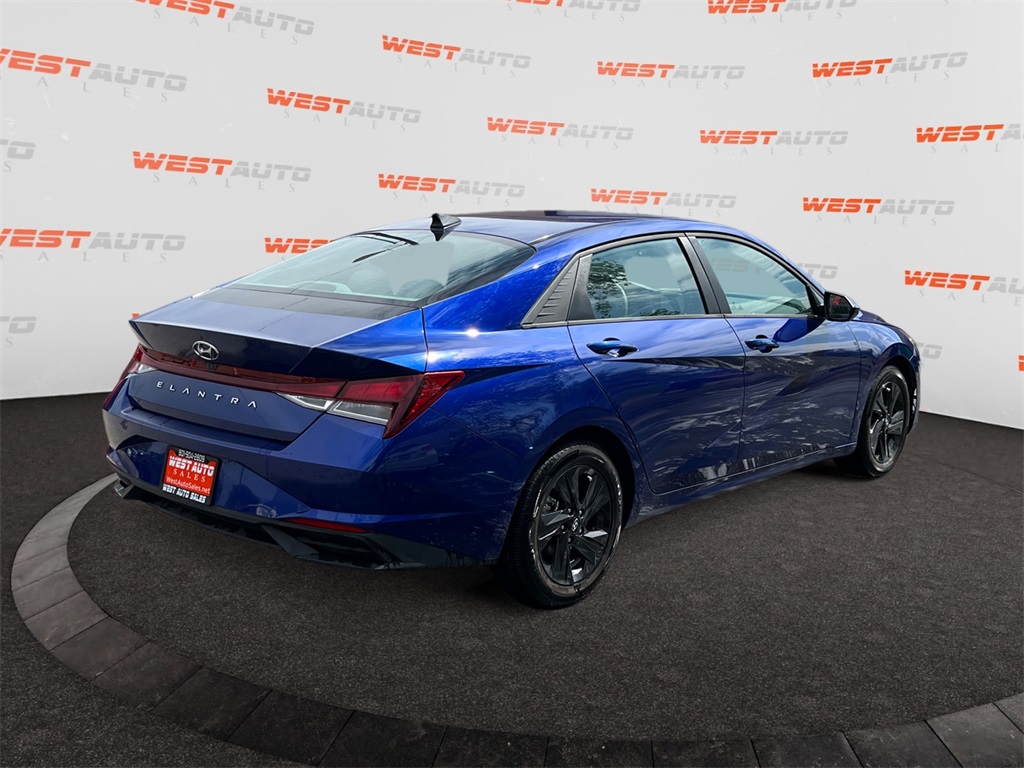 Vehicle image 5 of 37