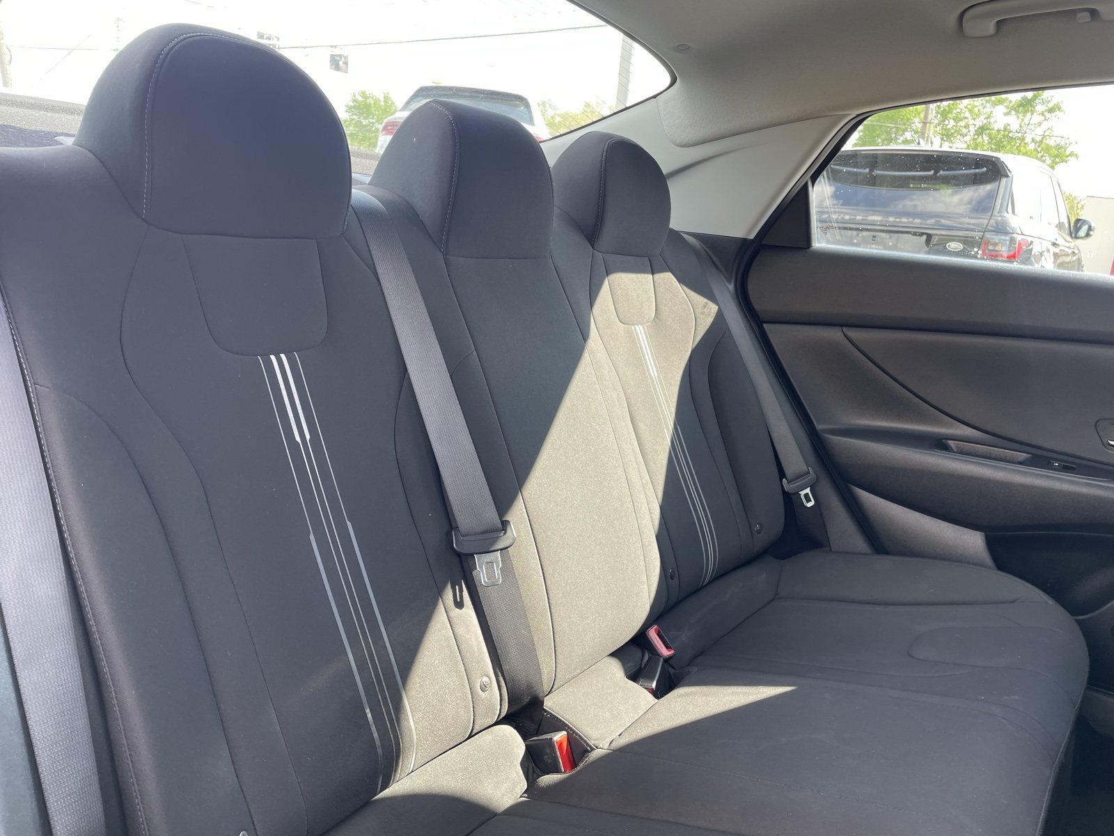 Vehicle image 19 of 34