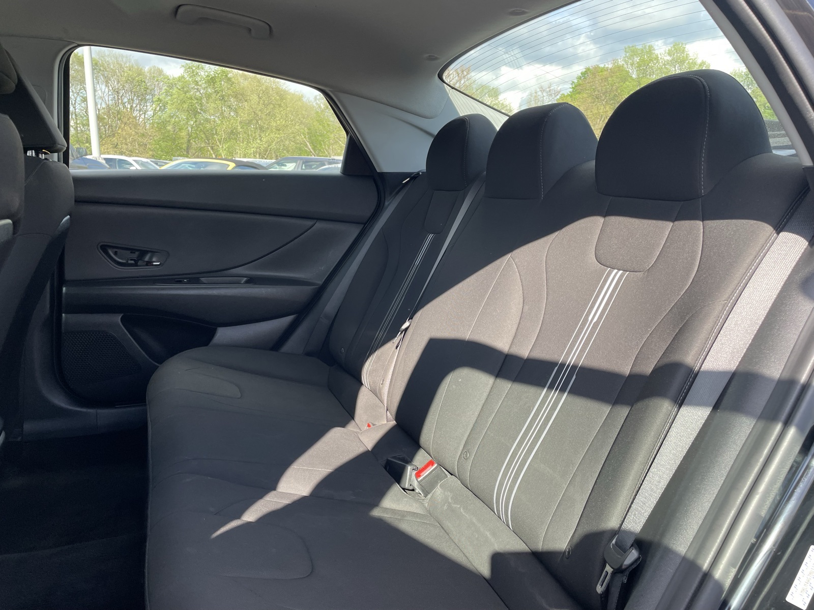 Vehicle image 13 of 34