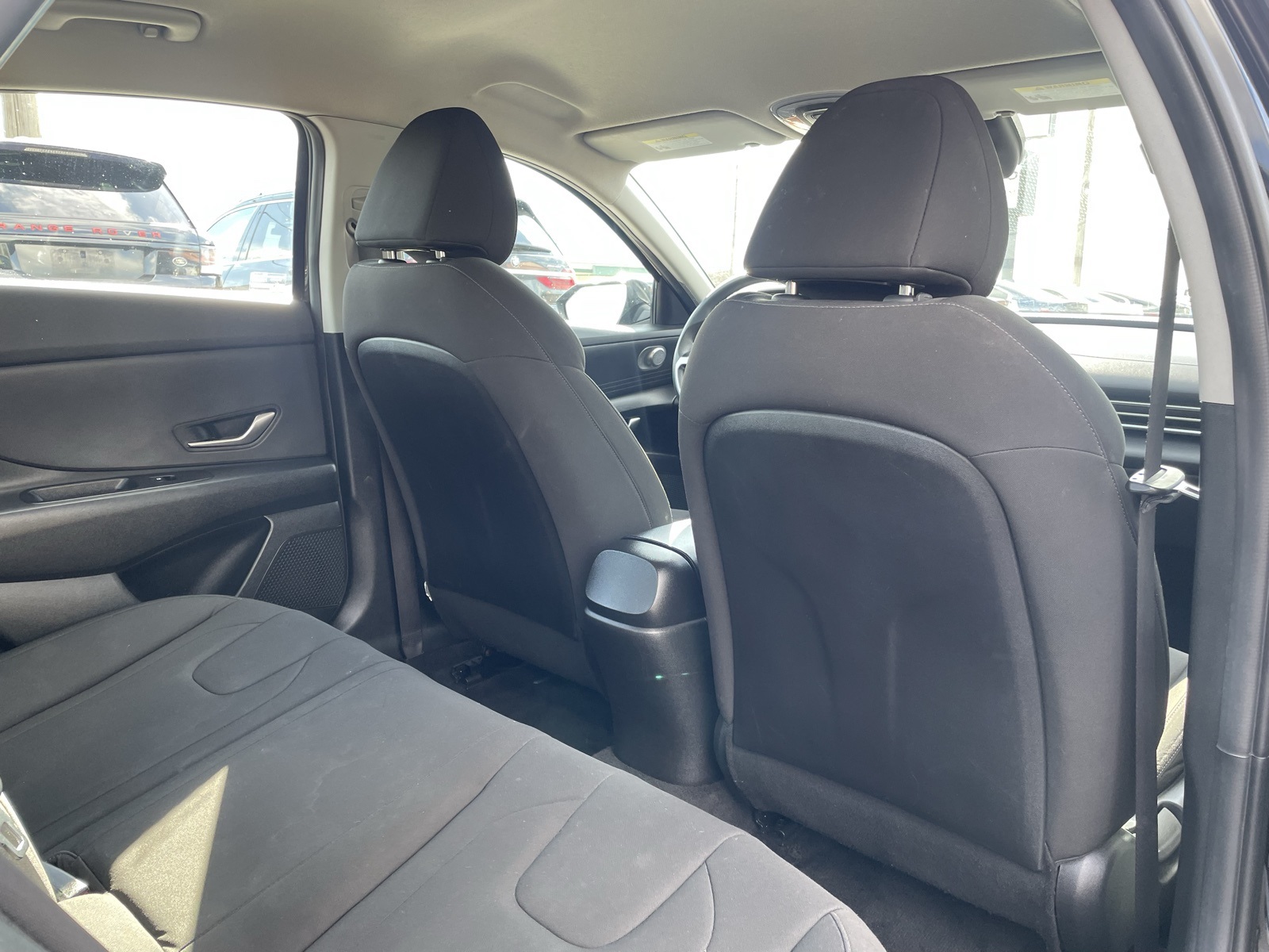 Vehicle image 18 of 34