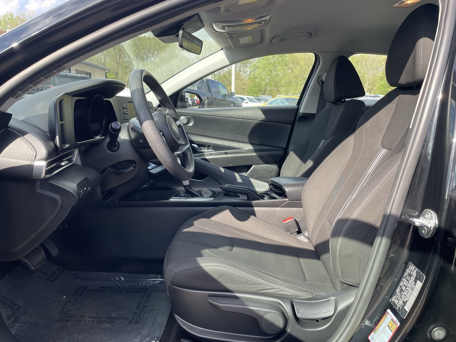 Vehicle image 7 of 34