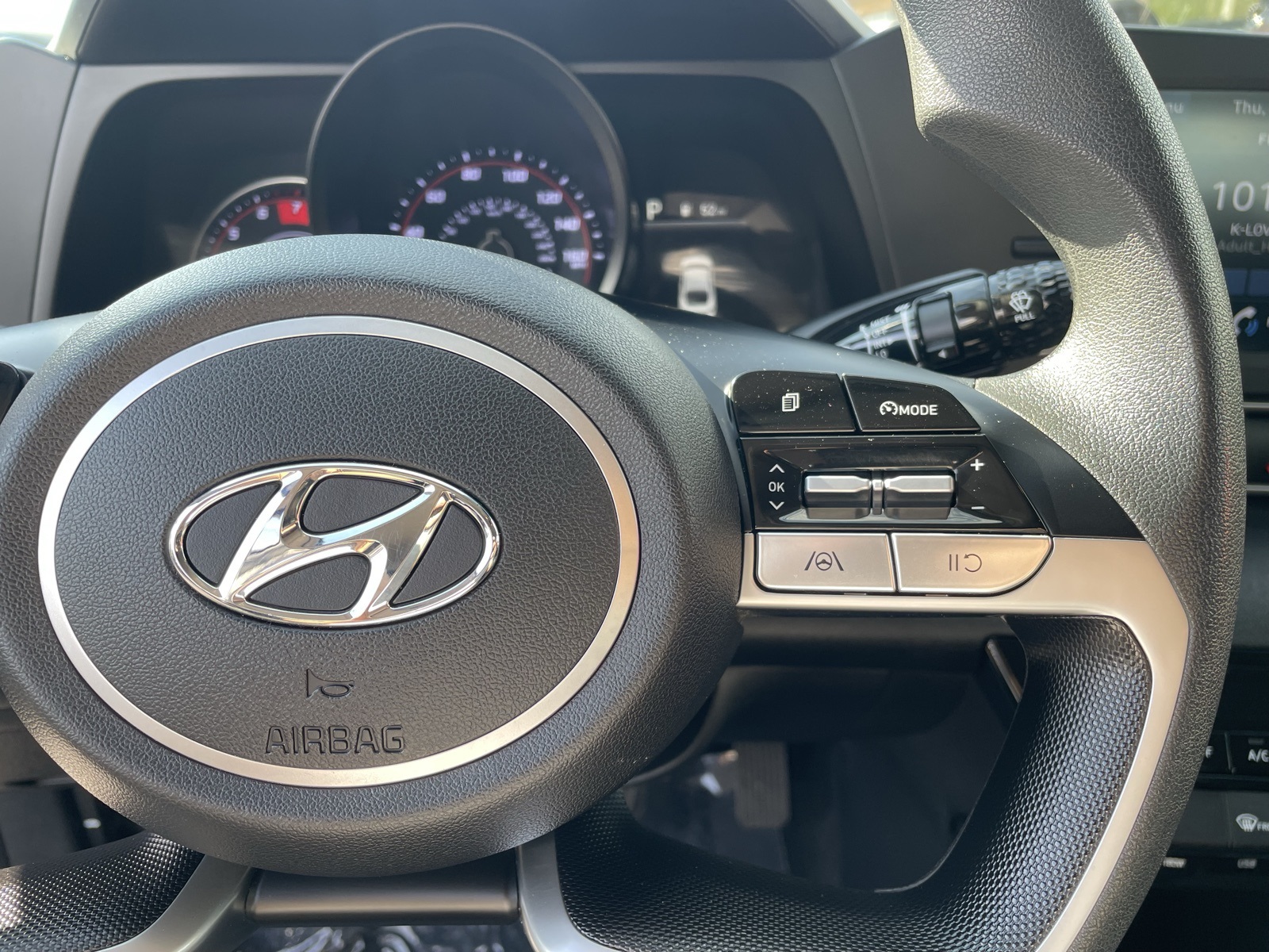 Vehicle image 29 of 34