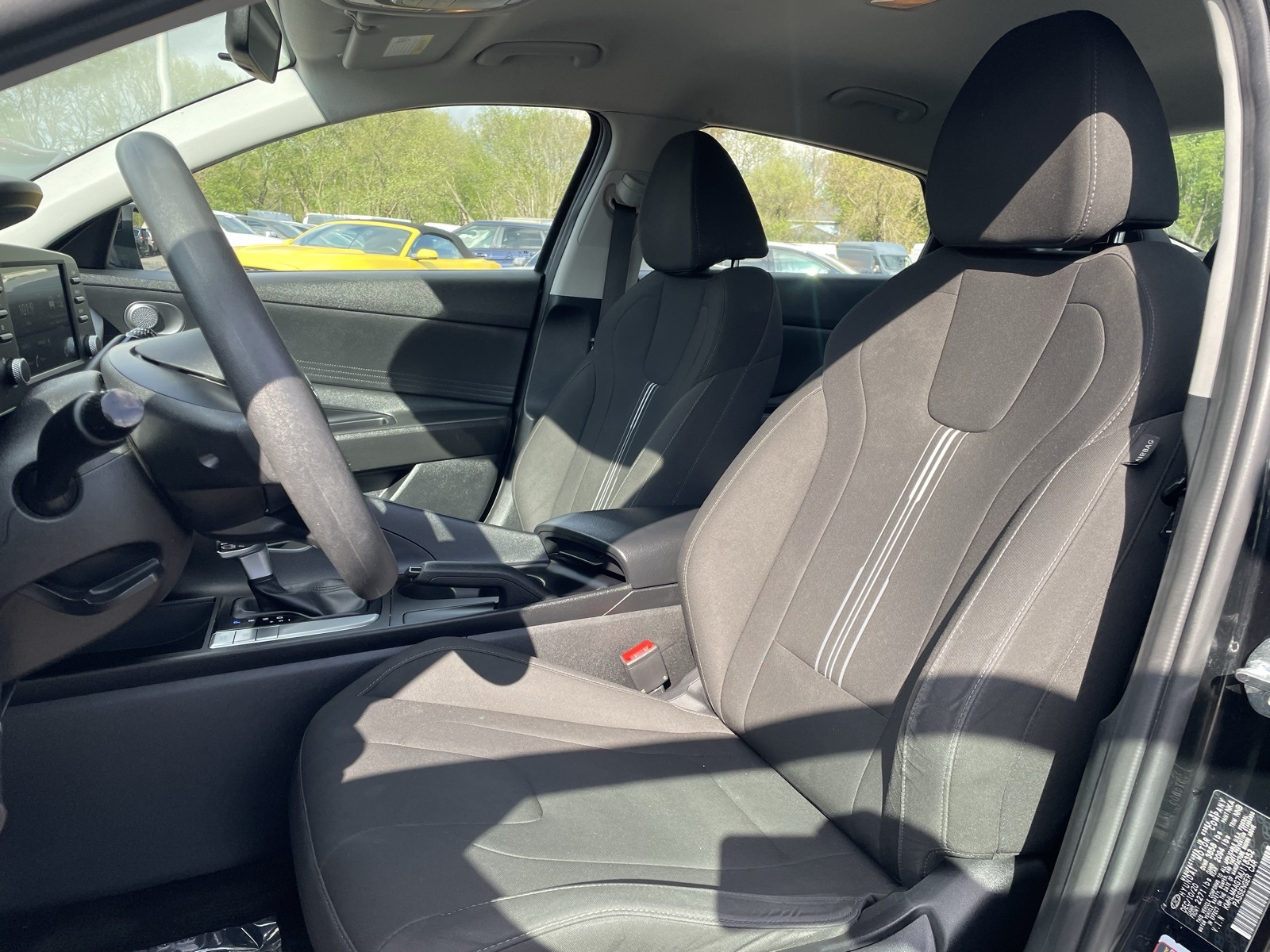Vehicle image 8 of 34