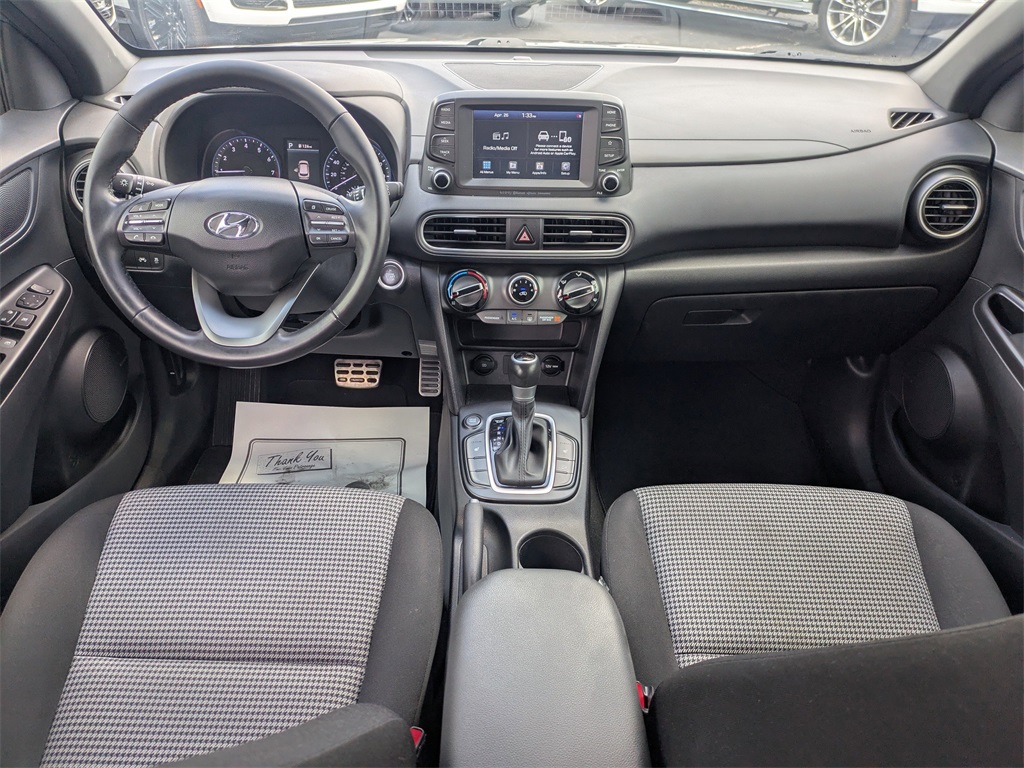 Vehicle image 15 of 31