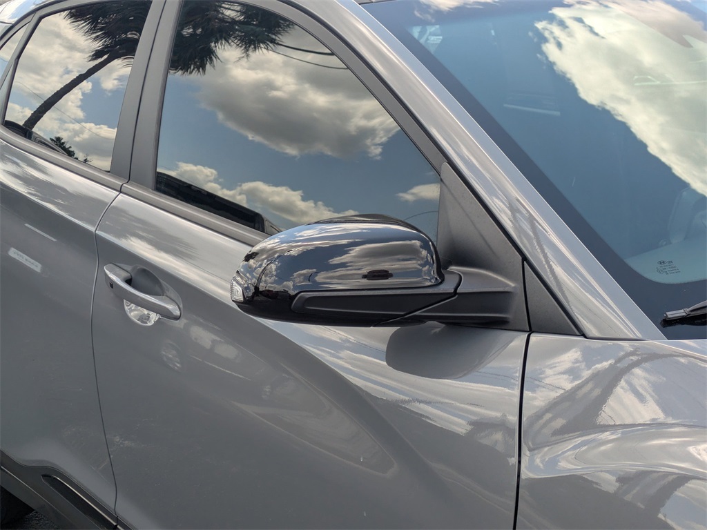 Vehicle image 11 of 31