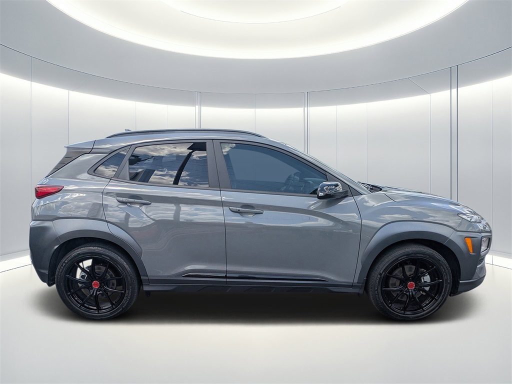 Vehicle image 5 of 31