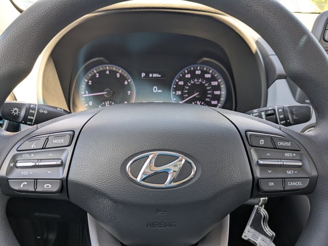 Vehicle image 20 of 24