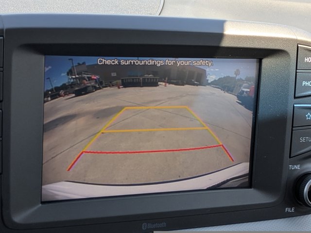 Vehicle image 23 of 24