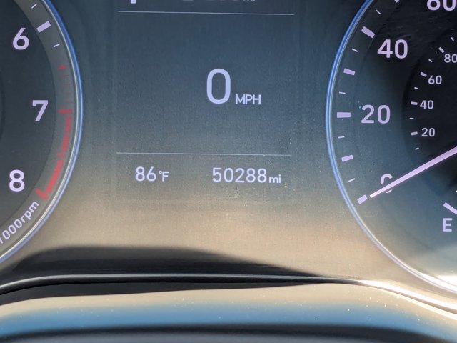 Vehicle image 22 of 24