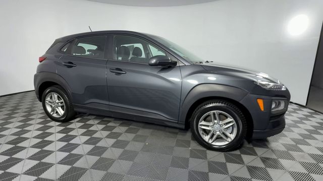 Vehicle image 9 of 50