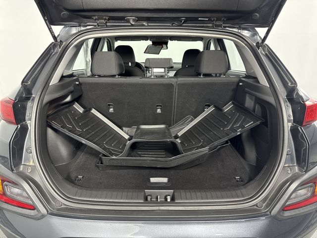 Vehicle image 46 of 50